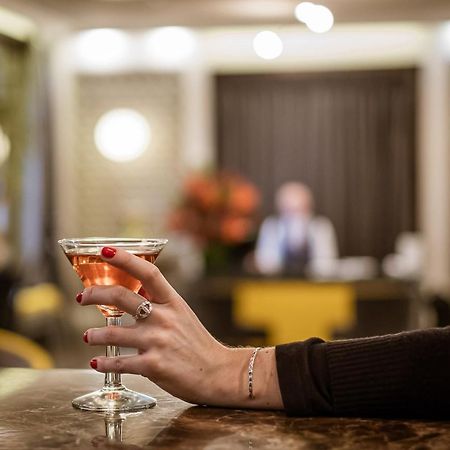 Hotel Le Marquis By Inwood Hotels Paris Bagian luar foto