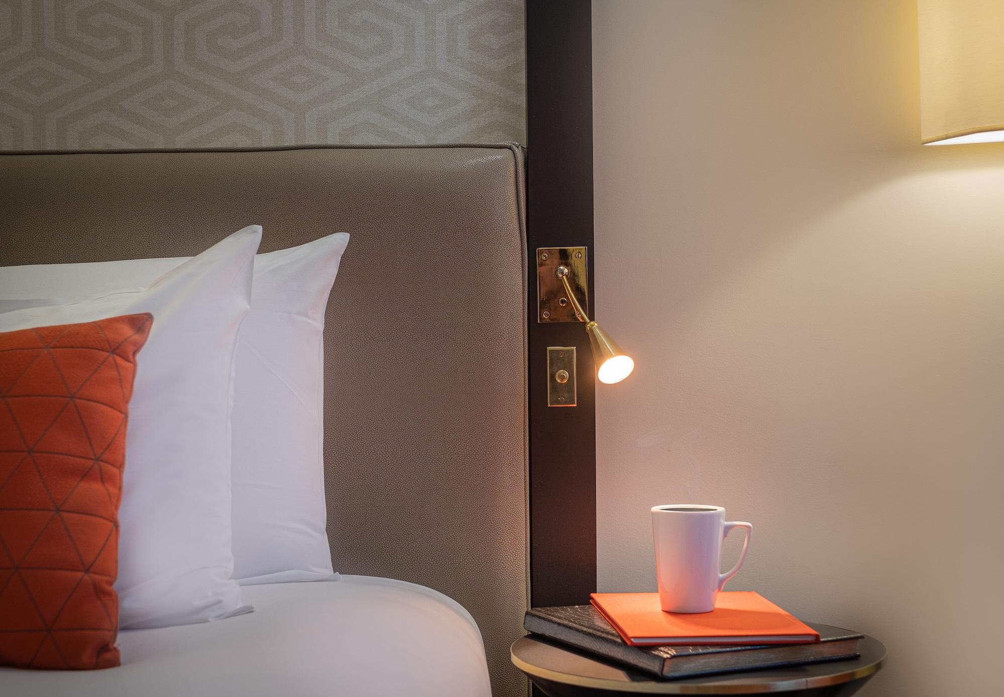 Hotel Le Marquis By Inwood Hotels Paris Bagian luar foto