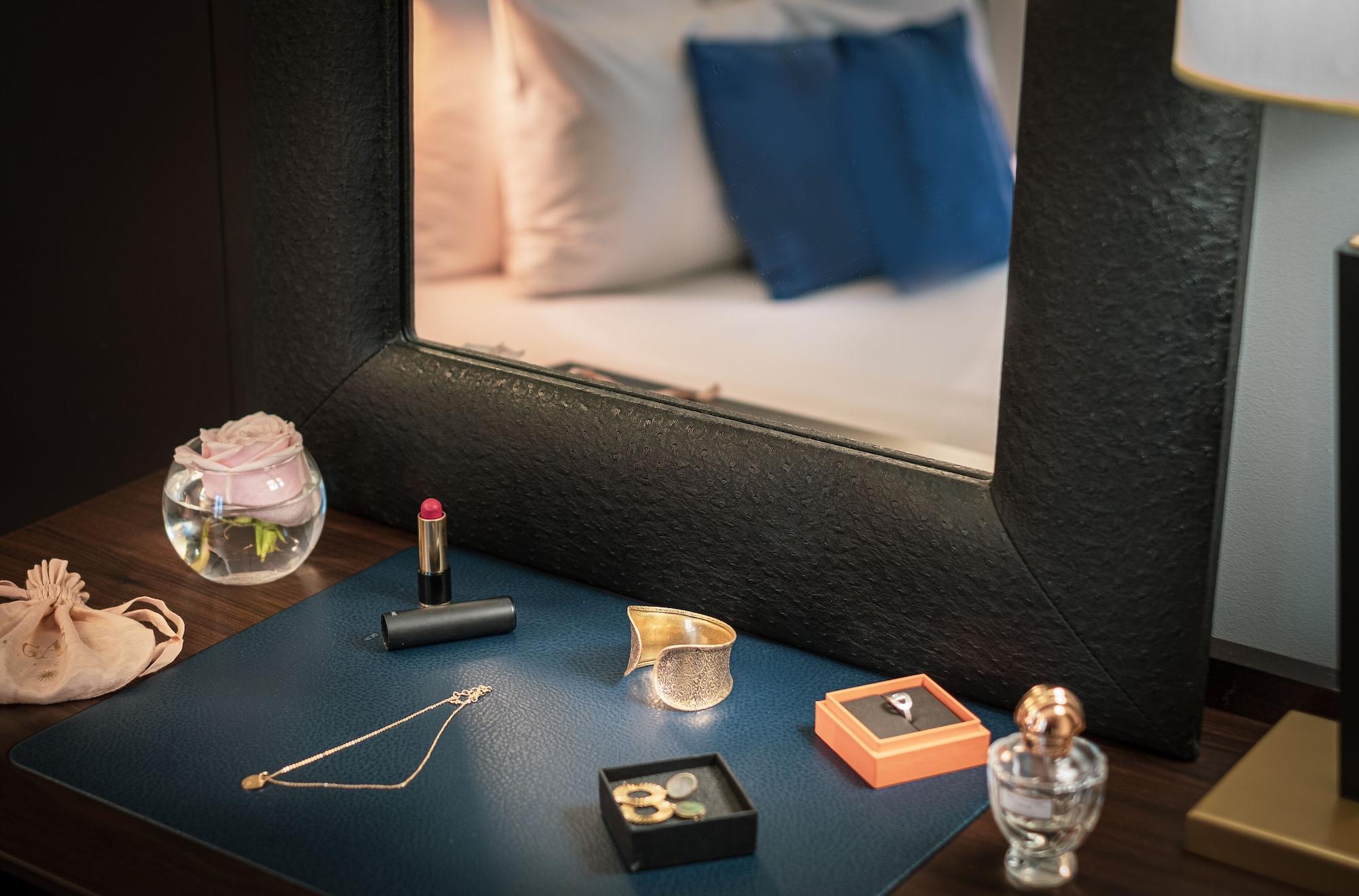 Hotel Le Marquis By Inwood Hotels Paris Bagian luar foto