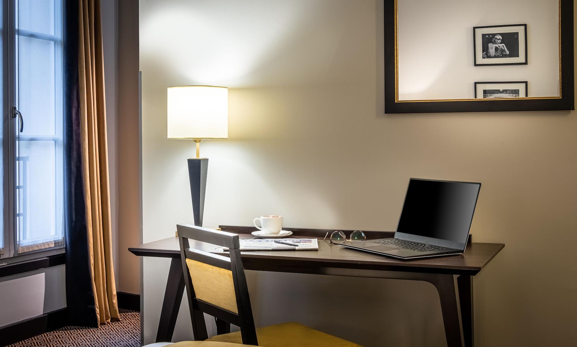 Hotel Le Marquis By Inwood Hotels Paris Bagian luar foto
