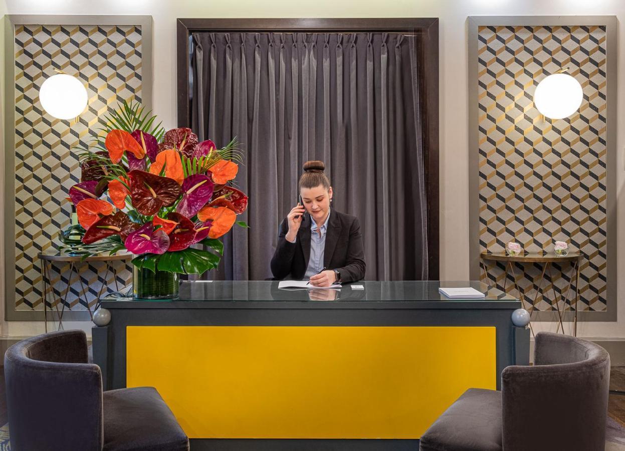 Hotel Le Marquis By Inwood Hotels Paris Bagian luar foto