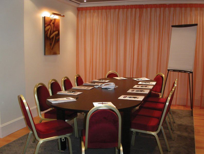 Hotel Le Marquis By Inwood Hotels Paris Bisnis foto