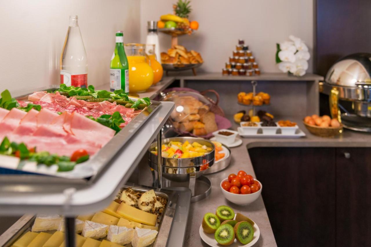 Hotel Le Marquis By Inwood Hotels Paris Bagian luar foto