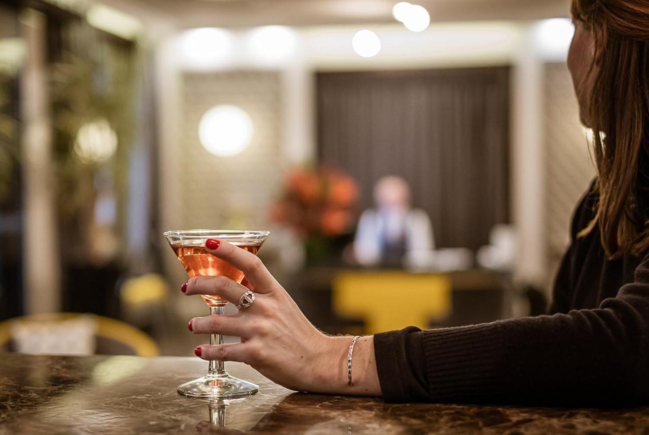 Hotel Le Marquis By Inwood Hotels Paris Bagian luar foto